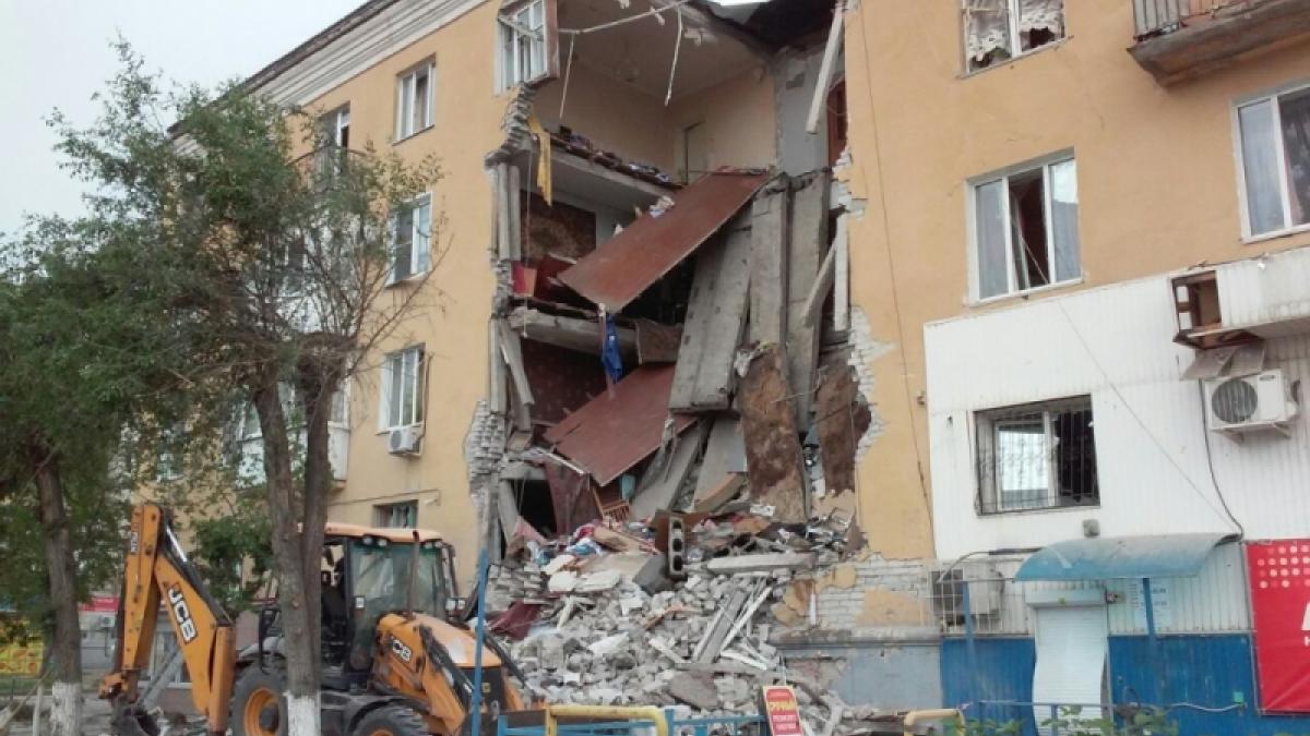 При взрыве в жилом доме в Волгограде погибли четверо и пострадали восемь человек Взрыв дома в Волгограде
