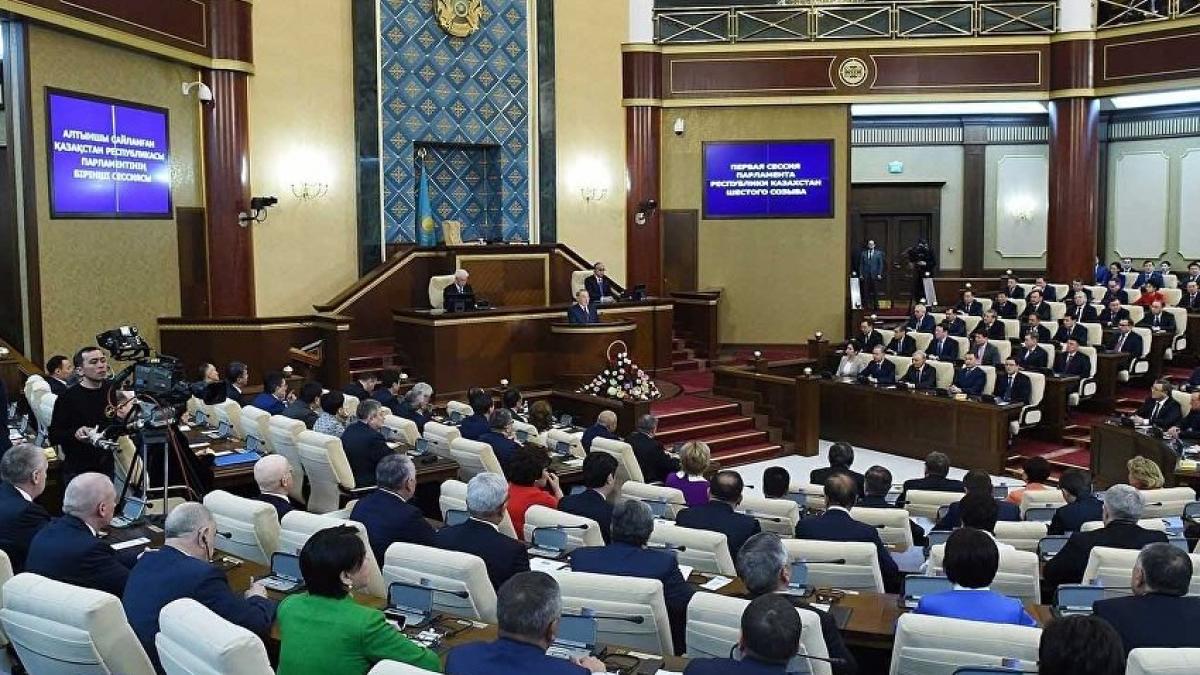Парламент Бельгии принял к рассмотрению резолюцию по отмене антироссийских санкций Парламент Бельгии проведет голосование по резолюции об отмене санкций против РФ