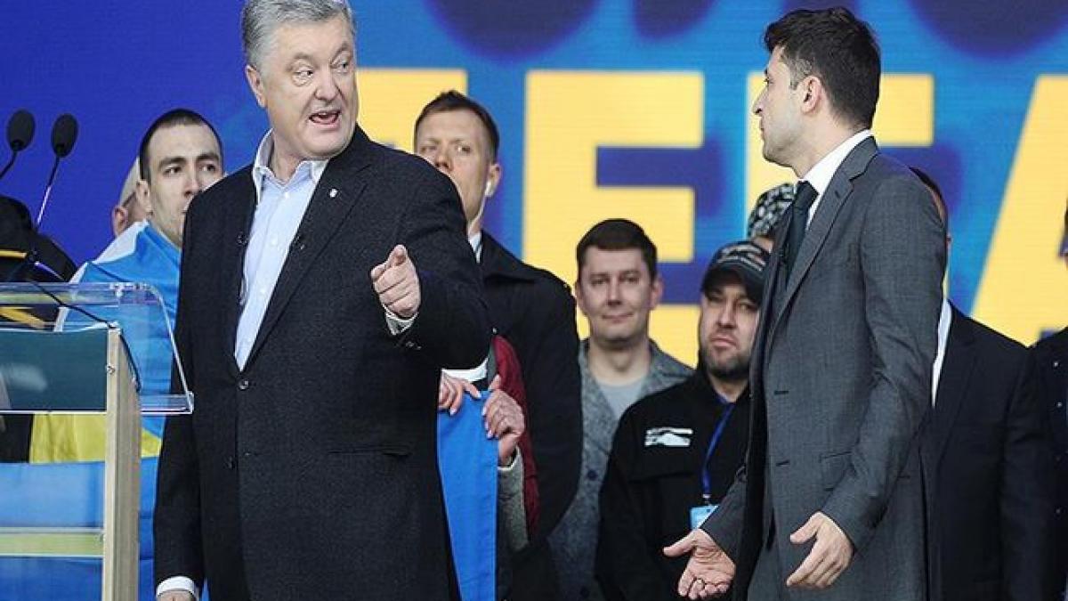 Порошенко и Зеленский Порошенко в беседе с Помпео подверг осуждению высказывание Зеленского на дебатах о Донбассе