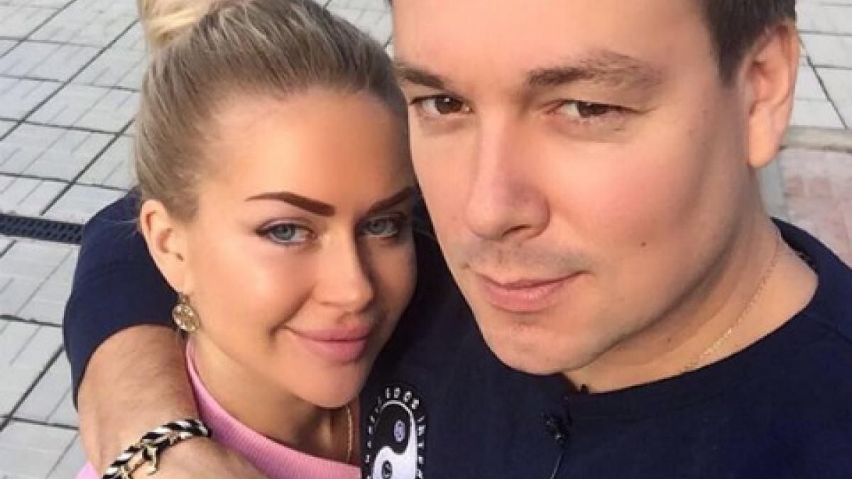 «Дом-2»: Андрей Чуев и Марина Африкантова отложили бракосочетание Чуев и Африкантова