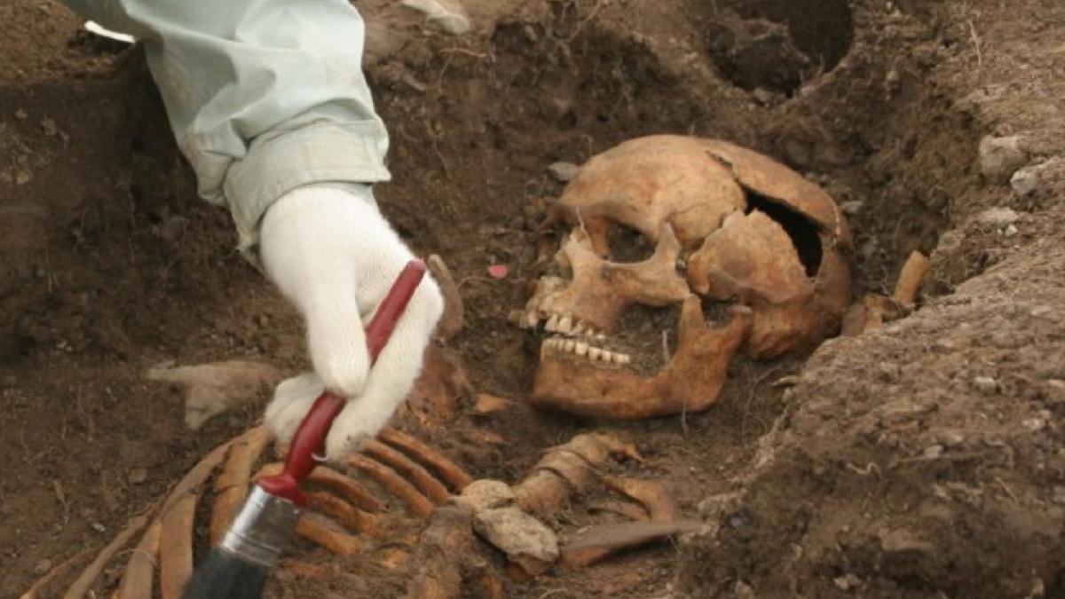 Загадочные захоронения людей с дополнительными конечностями найдены в Перу Загадочные захоронения людей с дополнительными конечностями найдены в Перу