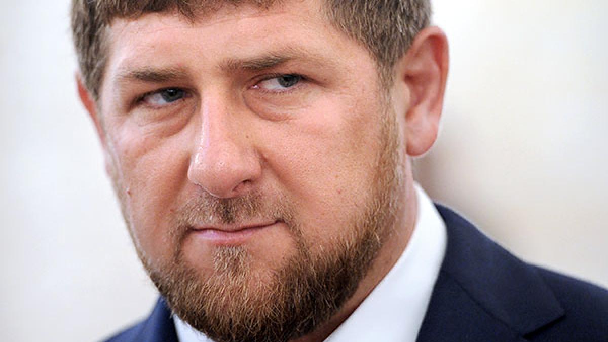 Рамзан Кадыров официально займет пост главы Чечни в день своего 40-летия Рамзан Кадыров официально займет пост главы Чечни в день своего 40-летия