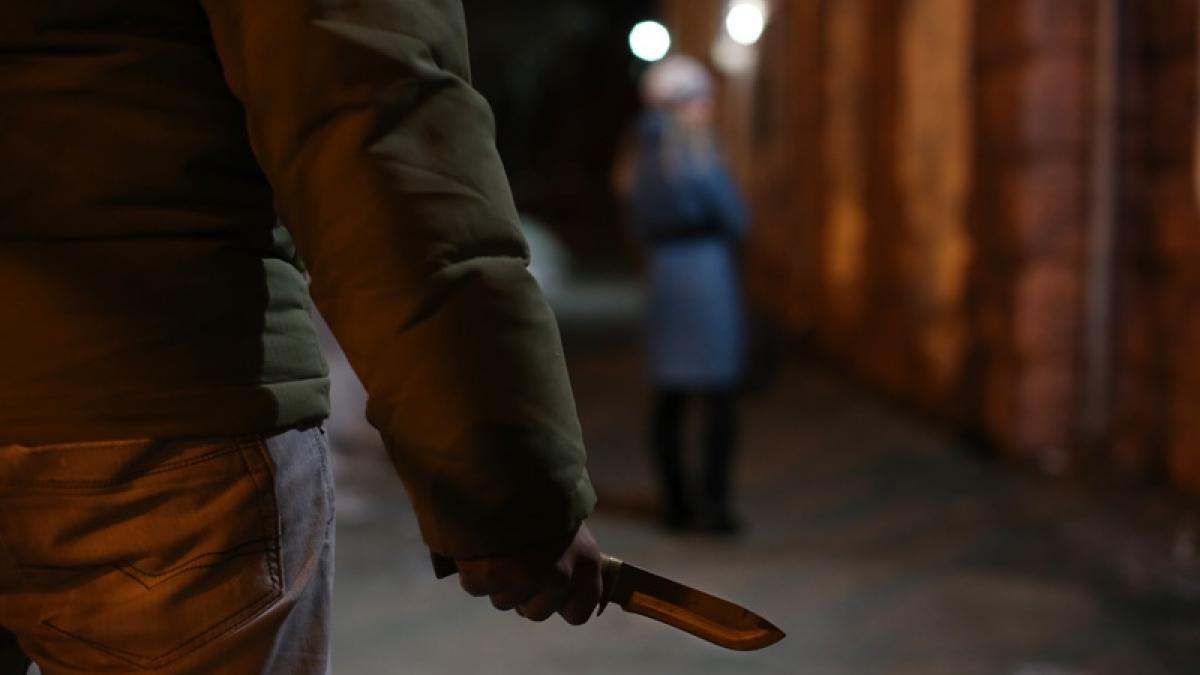 Уличный грабитель задержан в Нальчике Ограбление на улице