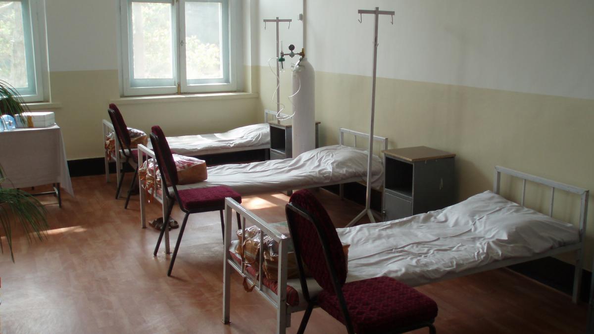 На Урале более полусотни детей попали в больницу Больничная палата