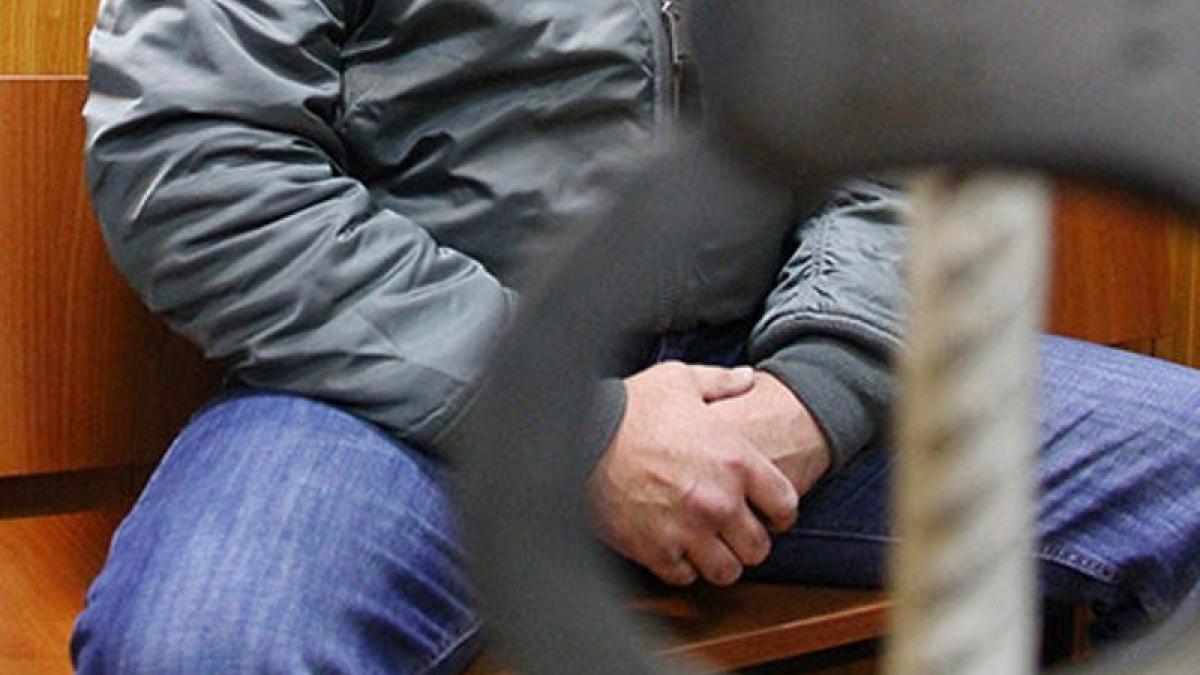 Насильника своей дочери задержали по дороге в полицию родители в Кузбассе Преступник