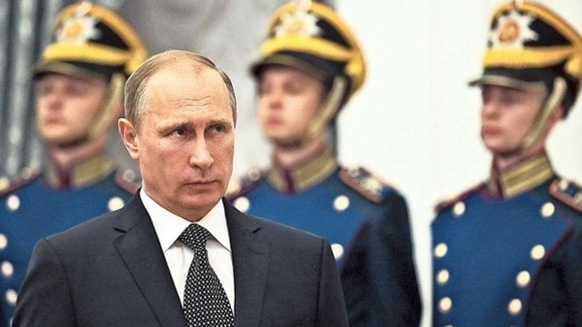 Британские СМИ обвинили Путина в создании «тайной полиции» Владимир Путин создает "тайную полицию"
