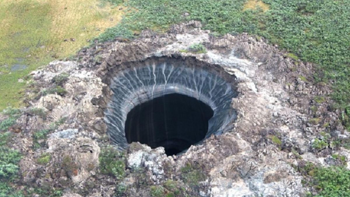 Ученые: подземные газовые пузыри, обнаруженные в Сибири, могут взорваться в любой момент Подземные газовые пузыри, обнаруженные в Сибири, могут взорваться в любой момент – ученые