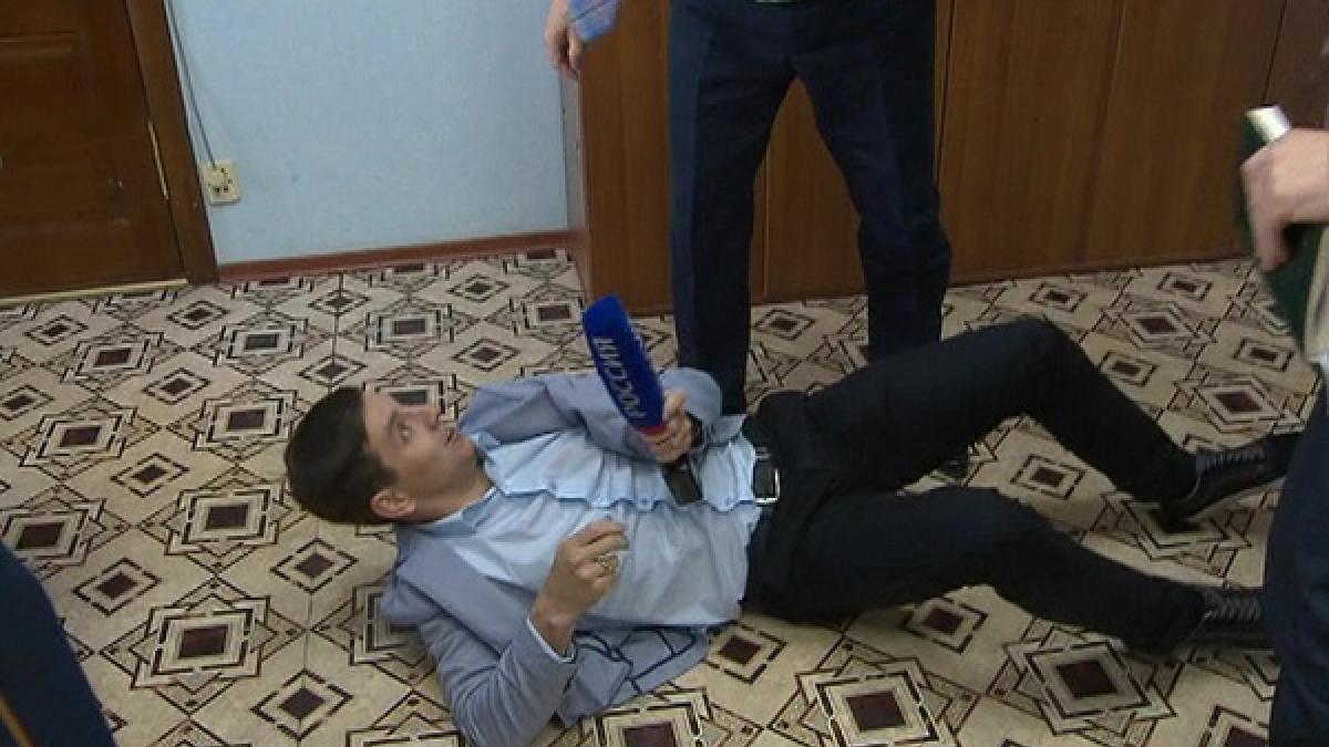 Нападение на журналиста "Россия 24" Нападение на журналиста "Россия 24"