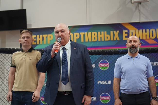 Армен Данелян