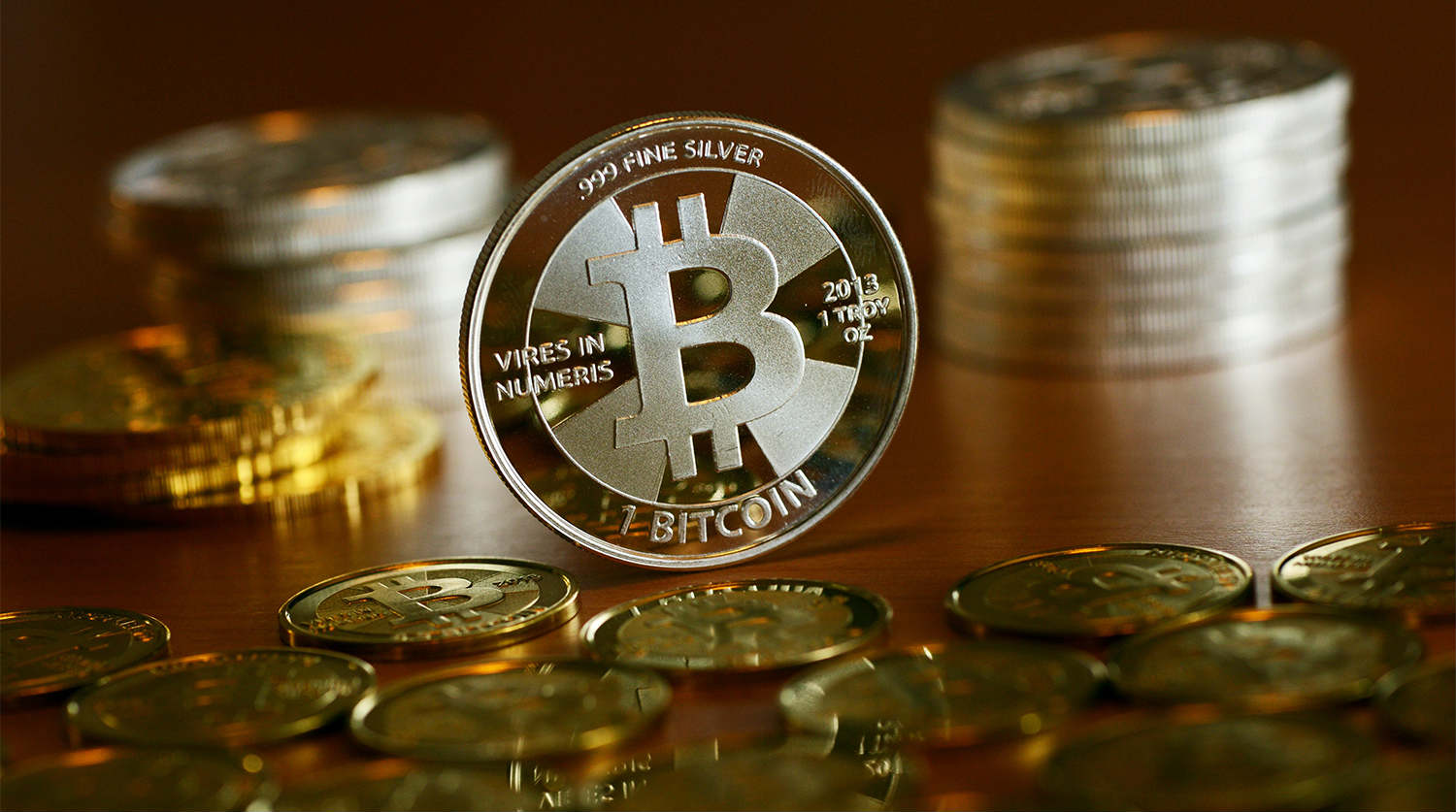 Пробьет потолок или дно: как изменится курс Bitcoin в 2020 году