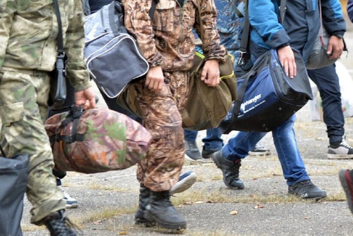 Новая волна частичной мобилизации. Мобилизация. Военнослужащий. Мобилизация в России. Мобилизация фото.