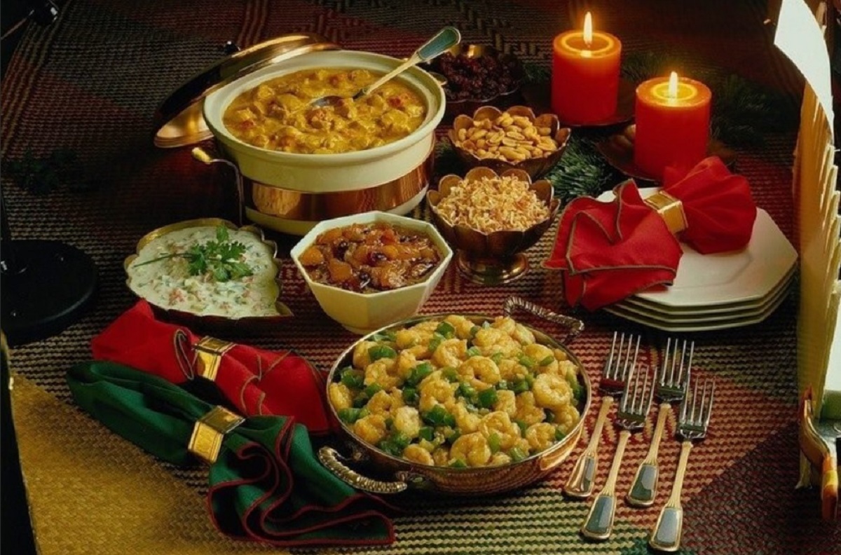 Какие блюда можно приготовить в великий пост. Новогодние блюда. Рождественский стол. Вкусный стол. Домашний стол с едой.