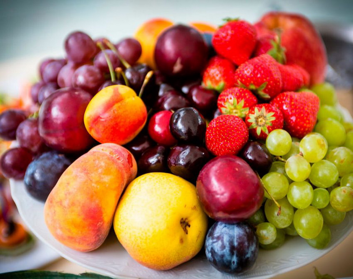 Фрукты и ягоды спелые. Фрукты и ягоды. Красивые фрукты. Сладкие фрукты. Овощи, фрукты, ягоды.