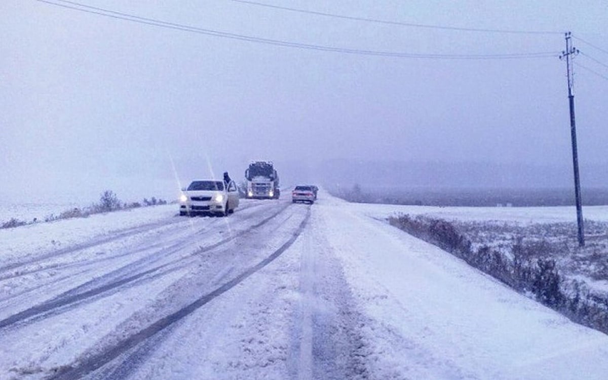 Погода на трассе. Трасса м5 Оренбургская область. Трасса м5 Оренбург Урал. Трасса Орск Оренбург замело. Трасса Оренбуржье м5.