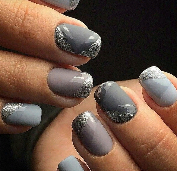 нежно-серый дизайн ногтей