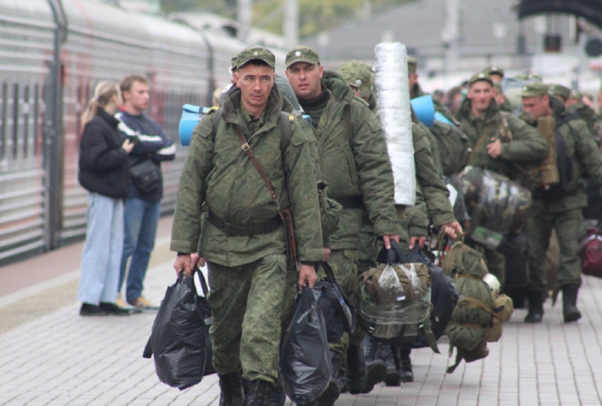 Будет ли мобилизация в апреле 24 года. Мобилизация в России. Военная мобилизация. Мобилизация картинки. Мобилизованные военнослужащие.