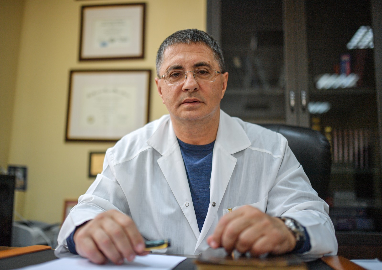 доктор мясников 62967990. доктор телеведущий александр мясников. мясников доктор мясников. доктор александр мясников. доктор мясников.