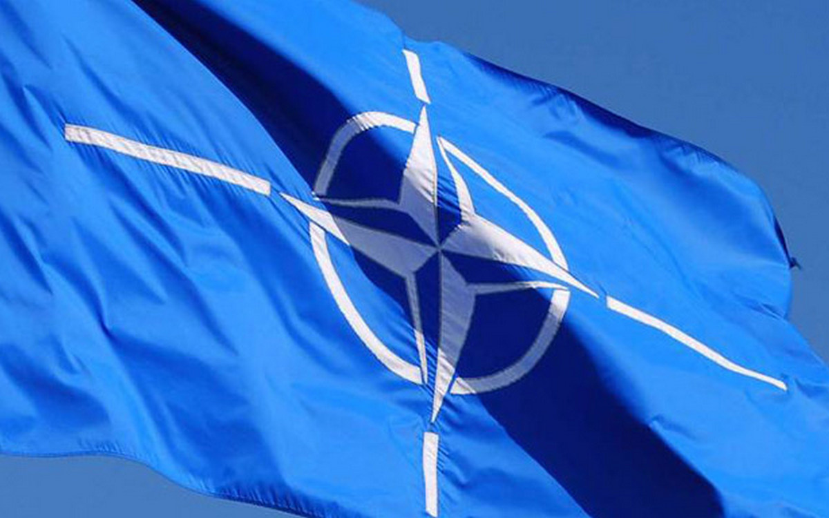 Нато nordic response. Новый флаг НАТО. Финляндия в НАТО. Швеция и Финляндия.