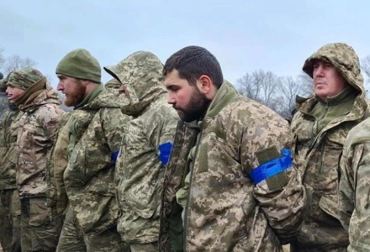 Плен вс рф. Ходаковский военкор. Пленные азовцы в Мариуполе. Украинские военные.