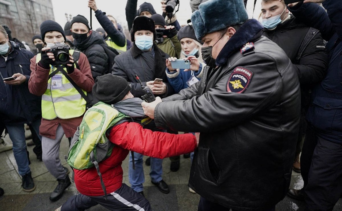 Протест тема. Митинги в России 23 января 2021. Дети на митинге. Протесты в Москве задержания. Протесты в Москве 23 января.