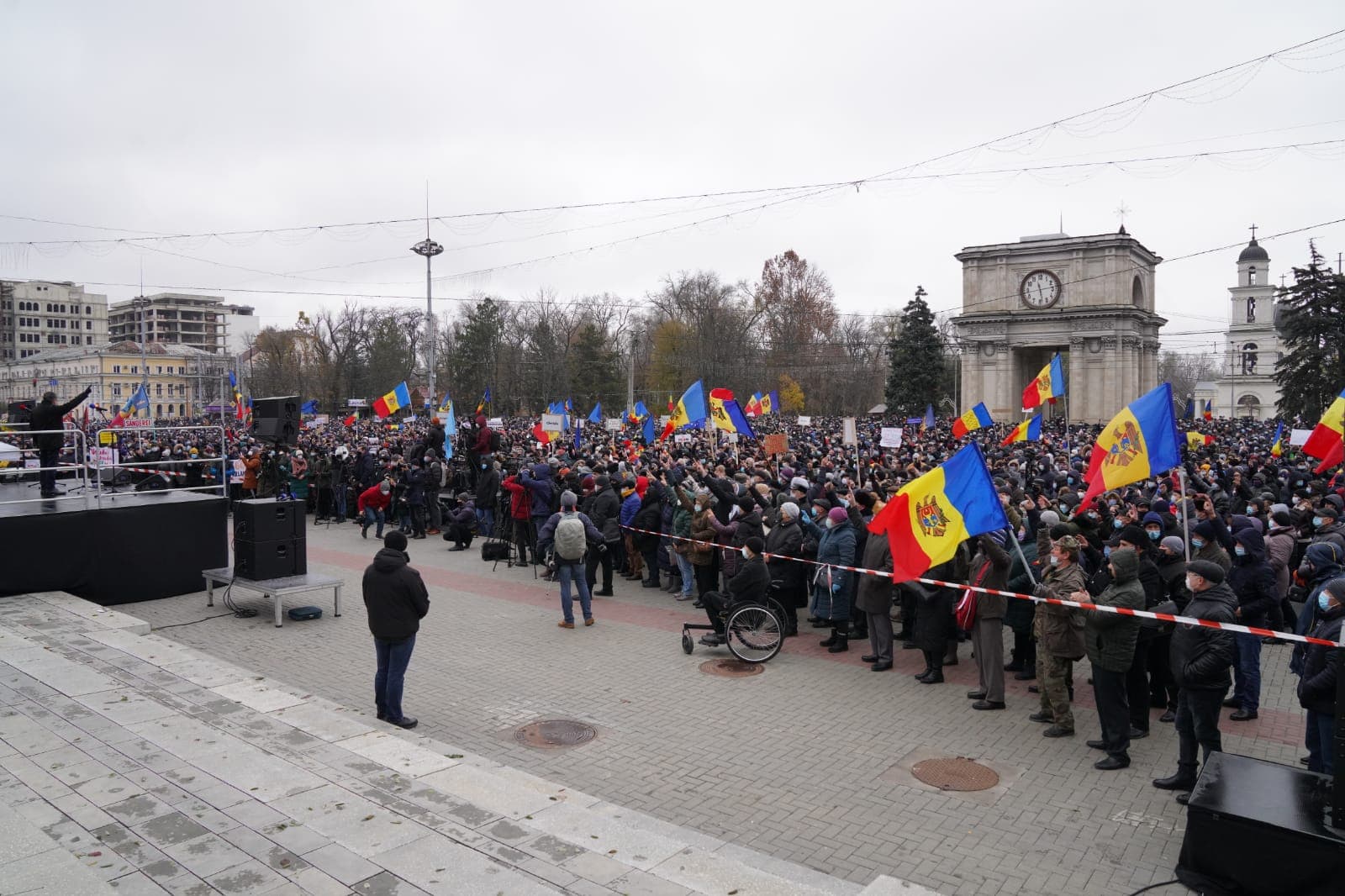 Молдавия 2020. Протесты в Молдавии против Санду. Протесты в Молдавии 2022 против Санду. Митинг в Кишиневе 2022. Митинг в Молдове сейчас 2022.