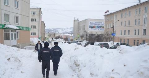 Пьяный житель Магадана требовал за свободу заложницы выпить и закусить