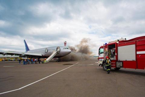 Пассажирский самолет загорелся при посадке в аэропорту Шереметьево
