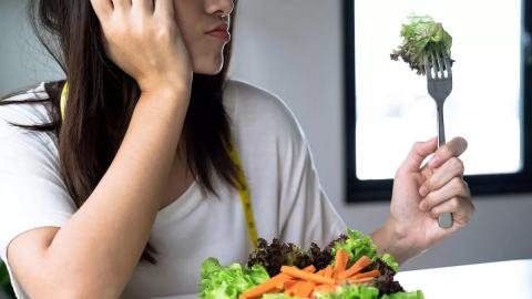 Девушка еда