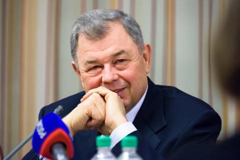 Убыль населения в России объяснили неумением «мужиков рожать»