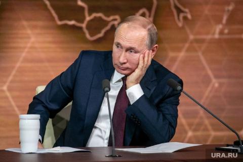 Путин раскритиковал чиновников Крыма