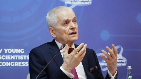 Геннадий Онищенко