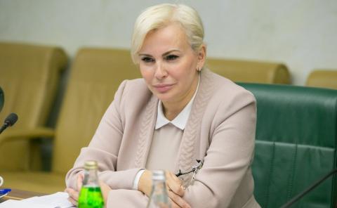 Перспективы восстановления сельских дорог в Крыму раскрыла сенатор