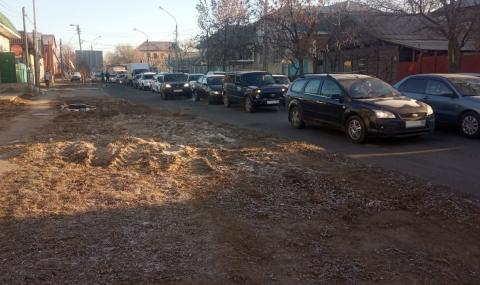 Огромные пробки в Астрахани