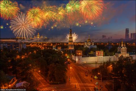 Салют 9 мая 2018 в Москве в День Победы