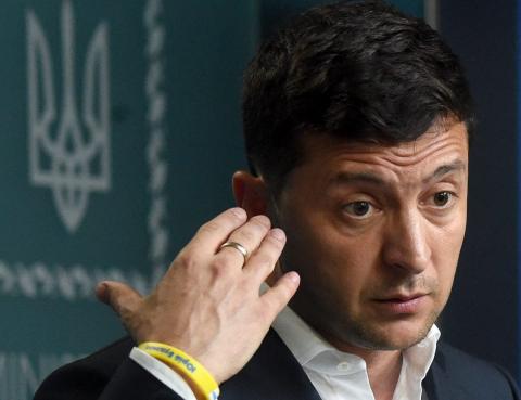 Лидер "Азова" пригрозил Зеленскому ввести в Донбасс десятки тысяч бойцов
