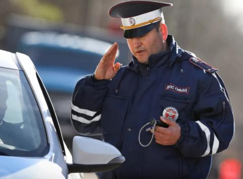 Волгоградских автомобилистов предупредили об опасностях