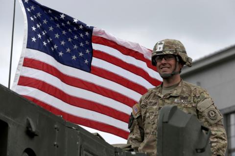 Видео: американские военные по ошибке захватили завод в Болгарии