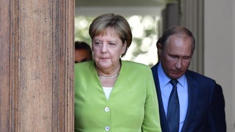 Меркель срочно решает украинский кризис