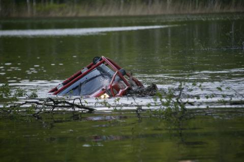 авто в воде