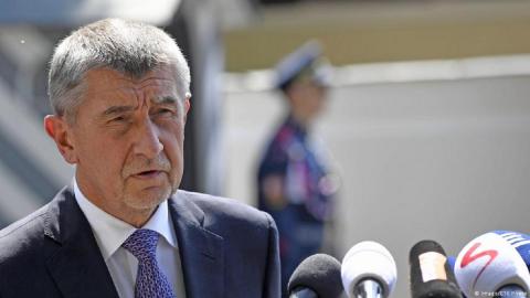 Премьер Чехии отказался считать взрывы во Врбетице терроризмом