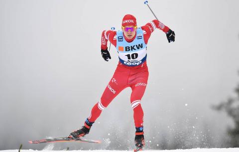 Большунов выиграл скиатлон на ЧМ в Германии