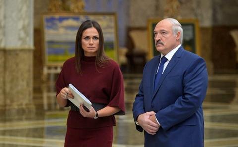 Наталья Эйсмонт и Александр Лукашенко