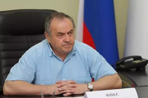 Вице-спикер крымского парламента Ефим Фикс