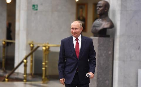 Путин призвал выплатить пенсионерам еще по десять тысяч рублей