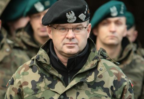 Польской генерал Вальдемар Скшипчак
