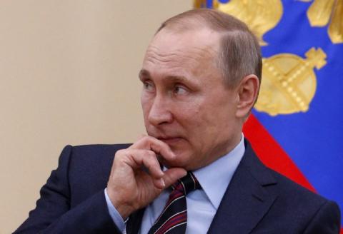 "Устраивает всех в окружении президента": политолог назвал "идеального" преемника Путина