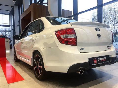 АВТОВАЗ остановил продажи LADA Granta из-за дефектов