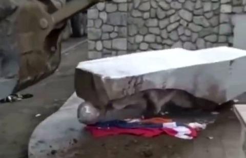 Снесенный памятник