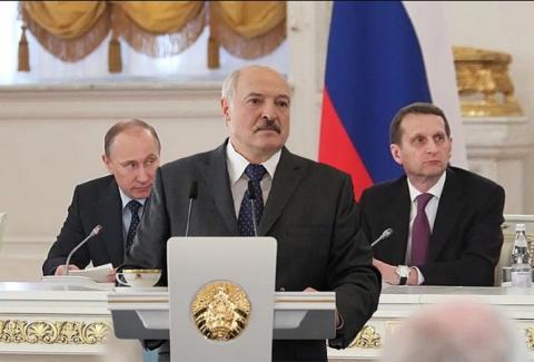 Лукашенко отказался выполнять требования Путина: чем ответит Кремль