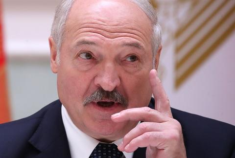 Лукашенко грустный фото последнее